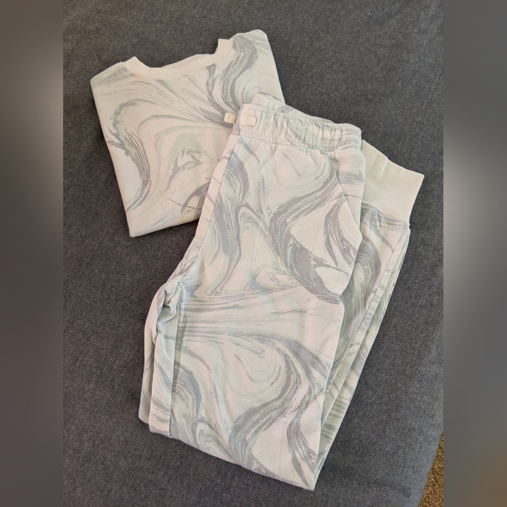 Gap Girls Sweatsuit - size 14/16